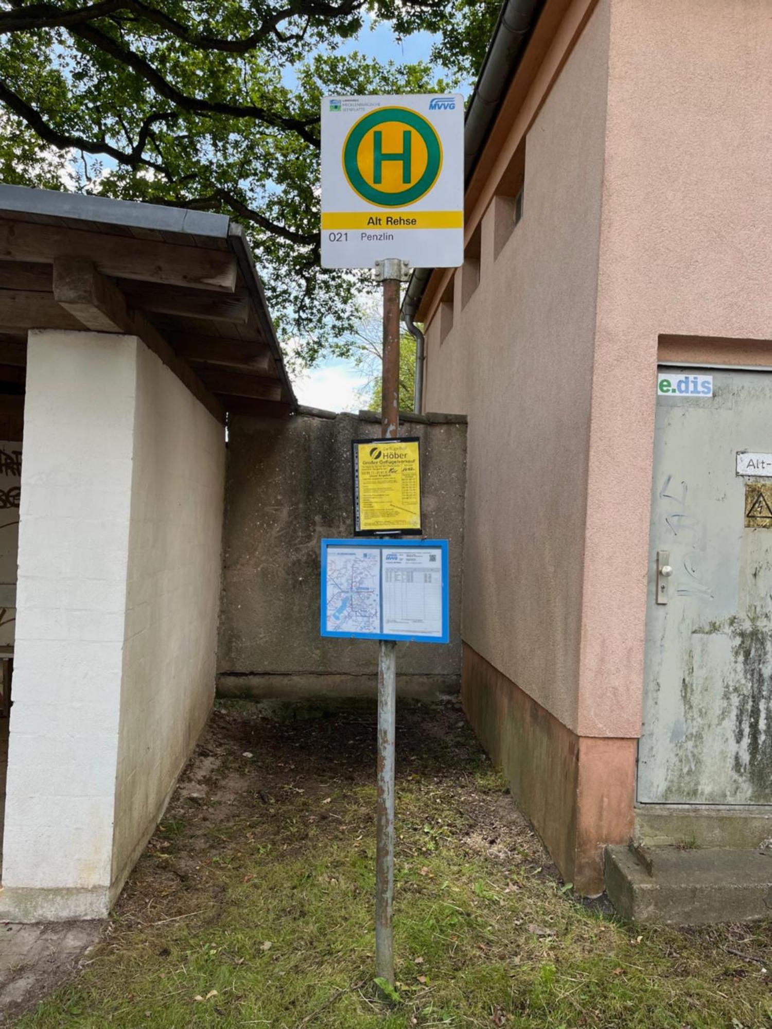 Penzlin Pfarrhaus Tollensesee מראה חיצוני תמונה